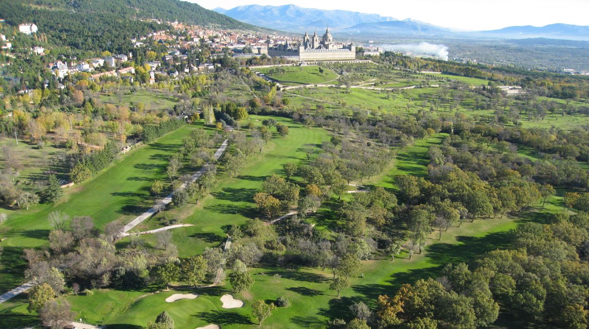 Madrid vs Algarve golf comparison